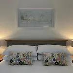 The Cottage At Ashbrook - Charming Country Cottage Near Belfast